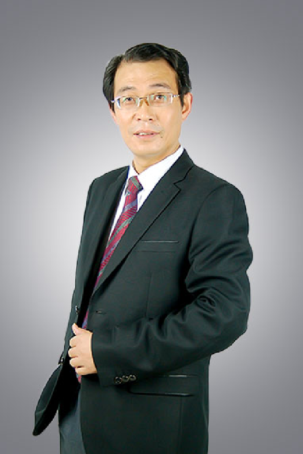 閆偉
